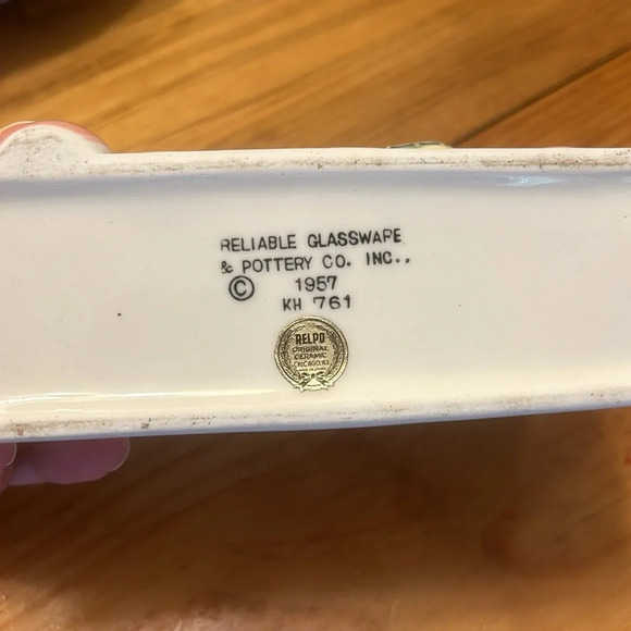 Vintage reliable glassware & pottery co Relpo 1957 Baby ceramic planter - Picture 2 of 10